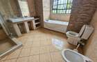 4 Bed Villa with En Suite in Runda - 15