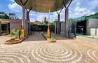 4,000 ft² Office with Service Charge Included in Riverside - 8