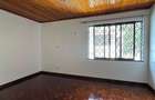 5 Bed Townhouse with En Suite in Kilimani - 5