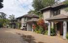 4 Bed Townhouse with En Suite in Spring Valley - 1