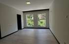 3 Bed Apartment with En Suite at Riverside Drive - 11