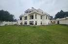 5 Bed House with En Suite in Loresho - 11