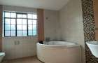 5 Bed Townhouse with En Suite at Lavington - 13