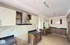4 Bed Townhouse with En Suite in Kitisuru - 10