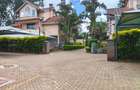 5 Bed Townhouse with En Suite at Spring Valley - 4