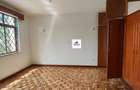 4 Bed Apartment with En Suite in Westlands Area - 9