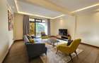 Serviced 2 Bed Apartment with En Suite in Spring Valley - 3