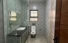 6 Bed Townhouse with En Suite in Loresho - 12