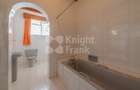 10 Bed House with Garden at Rosslyn Lone Tree - 8