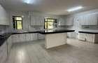 6 Bed Townhouse with En Suite in Loresho - 5
