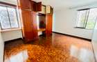 5 Bed Townhouse with En Suite in Lavington - 13