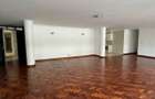 3 Bed Apartment with En Suite in Riverside - 1