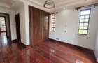 5 Bed Townhouse with En Suite in Runda - 8