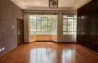 6 Bed House with En Suite in Nyari - 7