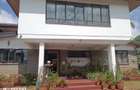 5 Bed House with En Suite at Off Un Avenue - 4
