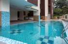 4 Bed Apartment with En Suite in Riverside - 19