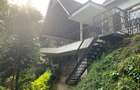 6 Bed House with En Suite in Spring Valley - 1
