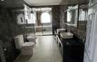 4 Bed Townhouse with En Suite in Ridgeways - 10