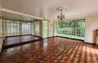 5 Bed Townhouse with En Suite at Lavington Green - 2