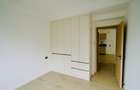 2 Bed Apartment with En Suite at 2026-250 - 4