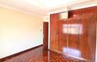 4 Bed Townhouse with En Suite in Lavington - 19