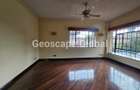 5 Bed Townhouse with En Suite in Spring Valley - 9