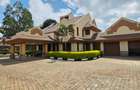 5 Bed House with En Suite at Old Runda - 12
