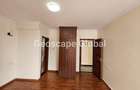 5 Bed House with En Suite in Lavington - 10