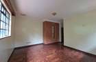 4 Bed Townhouse with En Suite in Kitisuru - 8