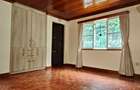 5 Bed House with En Suite at Redhill Road - 8