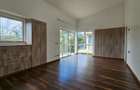 4 Bed Villa with En Suite in Lavington - 18