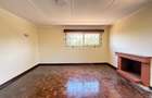 5 Bed Townhouse with En Suite in Lavington - 16