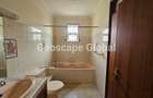 5 Bed House with En Suite in Lavington - 3
