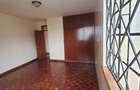 3 Bed Apartment with En Suite in Riverside - 10
