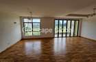 4 Bed Townhouse with En Suite in Gigiri - 3
