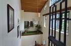 5 Bed House with En Suite in Runda - 16