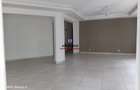 Serviced 4 Bed Apartment with En Suite at Links Road - 15