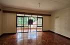5 Bed House with En Suite in Runda - 10