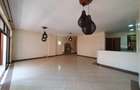 4 Bed Apartment with En Suite at One West Park - 5