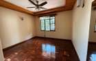 5 Bed Villa with En Suite in Nyari - 10