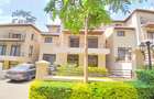 5 Bed Townhouse with En Suite at Lavington Green - 4