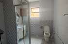3 Bed Apartment with En Suite at Off Links Road - 7