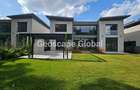 5 Bed House with En Suite in Runda - 5