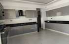 Serviced 4 Bed Apartment with En Suite at 1St Avanue - 8