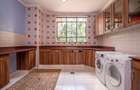 4 Bed House with En Suite in Karen - 9