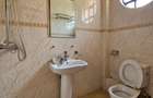 3 Bed Apartment with En Suite in Lavington - 4