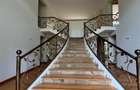 4 Bed Townhouse with Walk In Closet at Near The Hub Mall - 5
