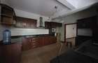 4 Bed Townhouse with En Suite in Spring Valley - 10