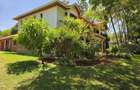 5 Bed Townhouse with En Suite at Meadows - 10