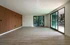 5 Bed Villa with En Suite in Lavington - 12